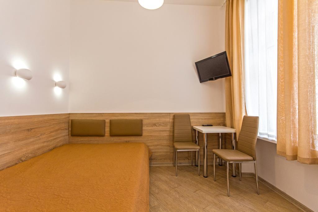 Mini Smart Apartments On Shpytalna 13- Economy Apartment Lviv Luaran gambar